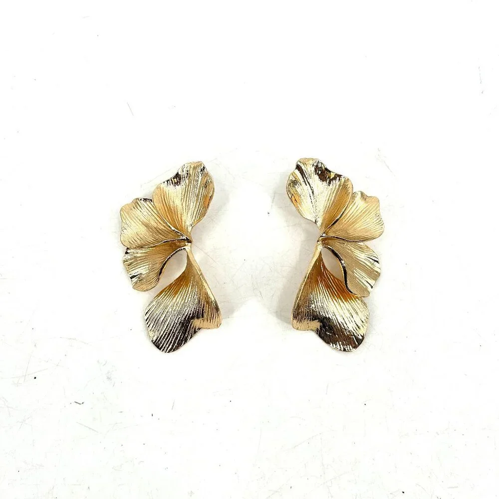 Women's Gold Tone Large Chunky Textured Metal Floral Dangle Earrings Costume